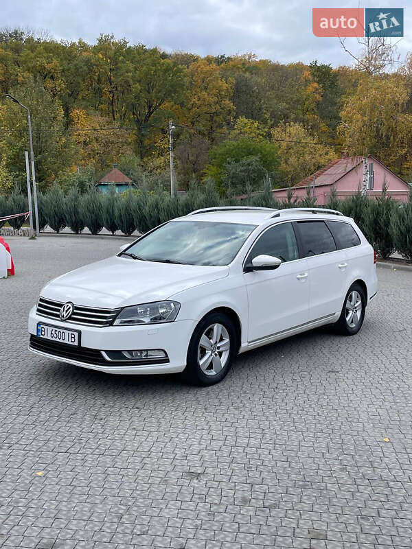 Универсал Volkswagen Passat 2012 в Полтаве