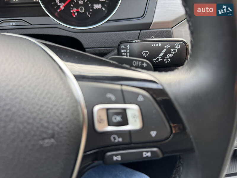 Універсал Volkswagen Passat 2015 в Мукачевому фото 24 Універсал Volkswagen Passat 2015 в Мукачевому