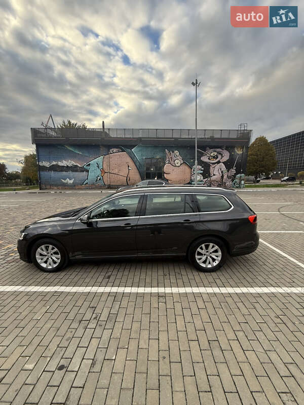 Універсал Volkswagen Passat 2020 в Луцьку