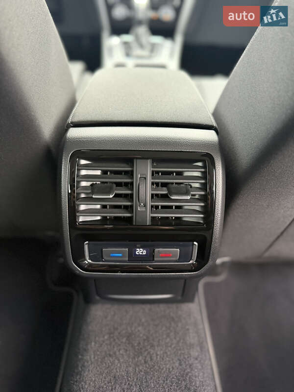 Універсал Volkswagen Passat 2020 в Луцьку