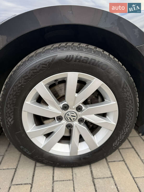 Універсал Volkswagen Passat 2020 в Луцьку