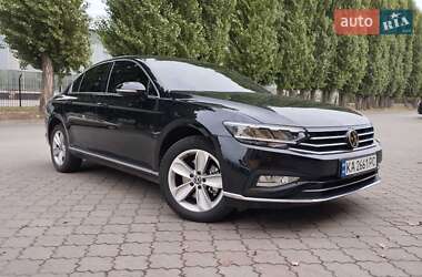 Седан Volkswagen Passat 2021 в 