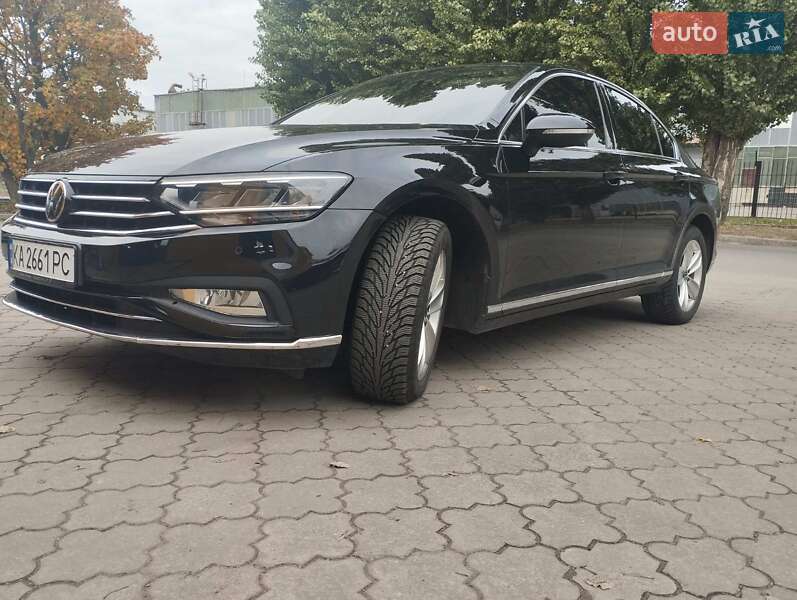 Седан Volkswagen Passat 2021 в Черкассах