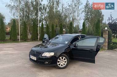 Седан Volkswagen Passat 2008 в Олевске