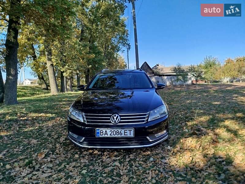 Универсал Volkswagen Passat 2011 в Гайвороне фото 2 Универсал Volkswagen Passat 2011 в Гайвороне