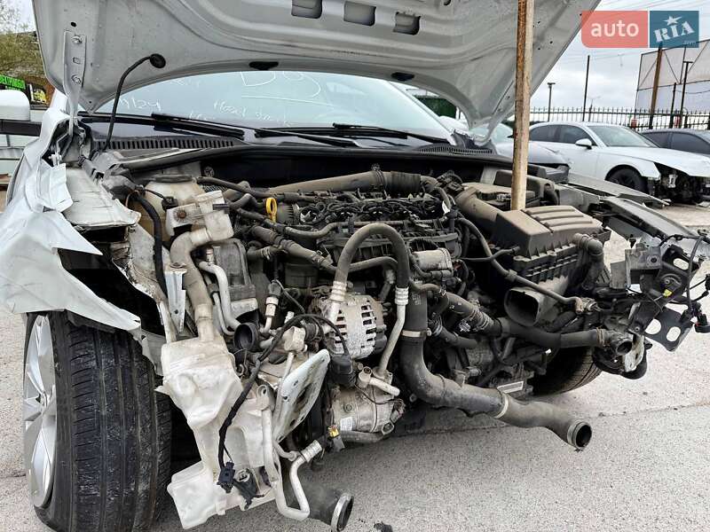 Седан Volkswagen Passat 2020 в Киеве