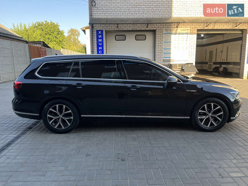 Универсал Volkswagen Passat 2015 в Харькове