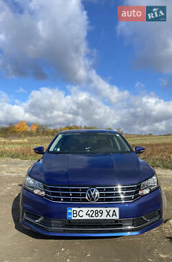 Седан Volkswagen Passat 2016 в Львове