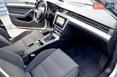 Универсал Volkswagen Passat 2018 в 