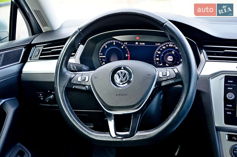 Универсал Volkswagen Passat 2018 в Ивано-Франковске фото 21 Универсал Volkswagen Passat 2018 в Ивано-Франковске