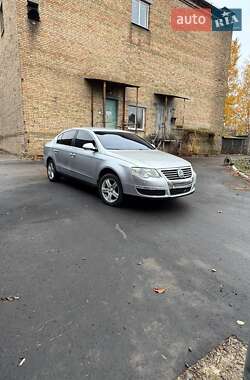 Седан Volkswagen Passat 2007 в Киеве