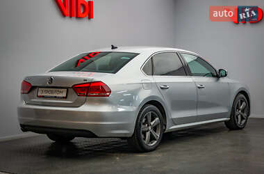Седан Volkswagen Passat 2012 в 