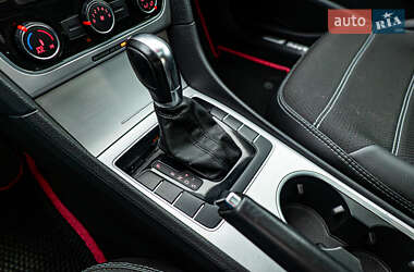 Седан Volkswagen Passat 2012 в 