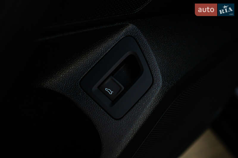 Универсал Volkswagen Passat 2019 в Луцке