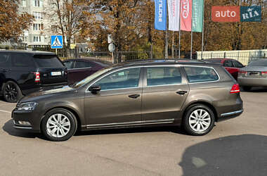 Универсал Volkswagen Passat 2012 в 