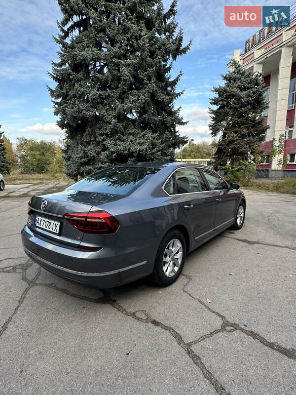 Седан Volkswagen Passat 2017 в Днепре фото 5 Седан Volkswagen Passat 2017 в Днепре