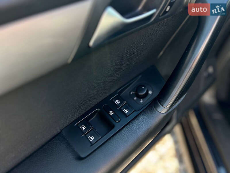 Универсал Volkswagen Passat 2011 в Полтаве фото 12 Универсал Volkswagen Passat 2011 в Полтаве