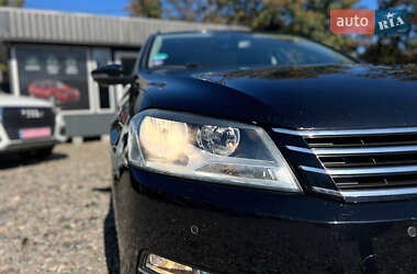 Універсал Volkswagen Passat 2011 в  фото 24 Універсал Volkswagen Passat 2011 в