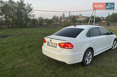 Седан Volkswagen Passat 2013 в Новоукраинке