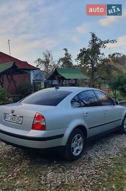 Седан Volkswagen Passat 2003 в  фото 4 Седан Volkswagen Passat 2003 в