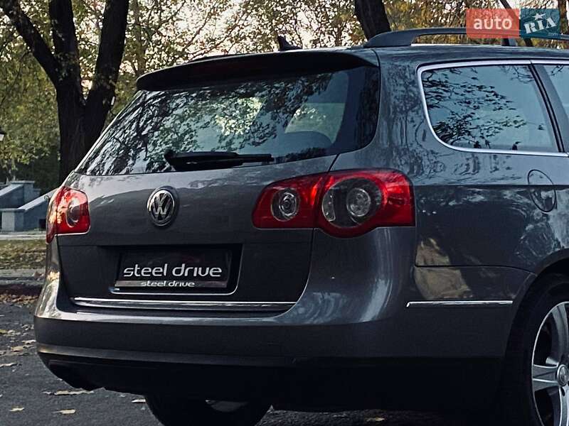Універсал Volkswagen Passat 2007 в Миколаєві