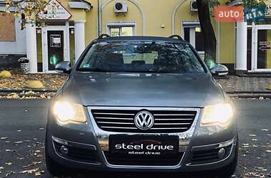 Універсал Volkswagen Passat 2007 в Миколаєві