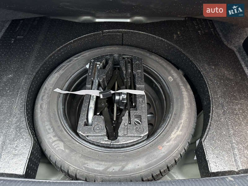 Седан Volkswagen Passat 2014 в Тернополе фото 8 Седан Volkswagen Passat 2014 в Тернополе