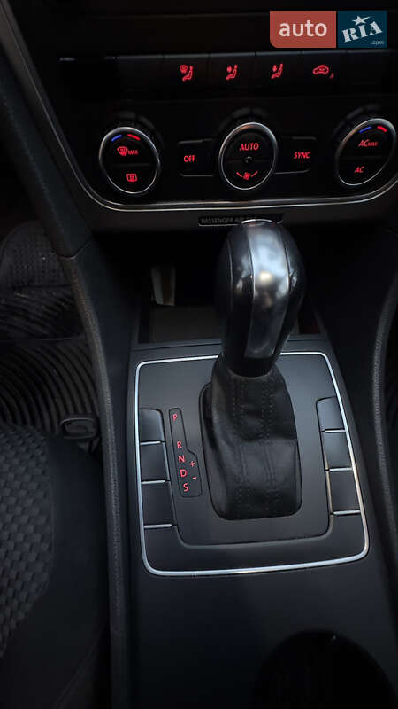 Седан Volkswagen Passat 2011 в Глухове фото 17 Седан Volkswagen Passat 2011 в Глухове