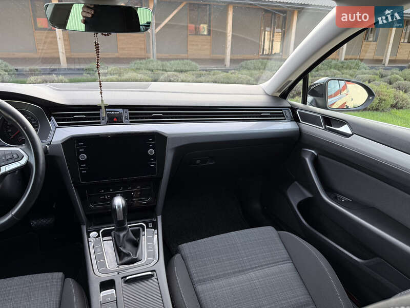 Универсал Volkswagen Passat 2021 в Львове фото 53 Универсал Volkswagen Passat 2021 в Львове