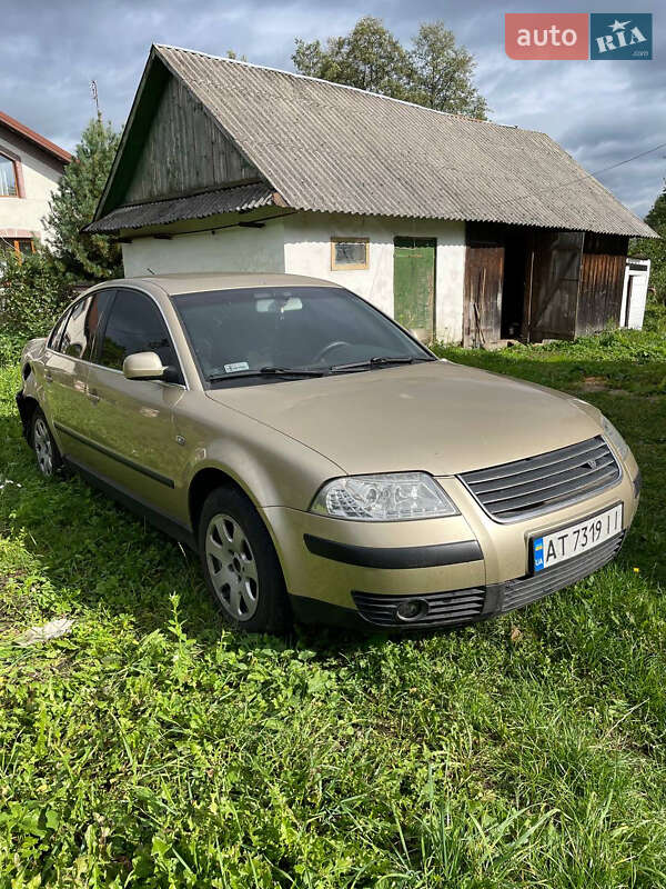 Седан Volkswagen Passat 2001 в Богородчанах