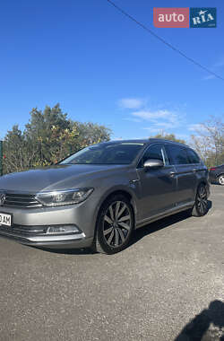 Універсал Volkswagen Passat 2017 в Одесі