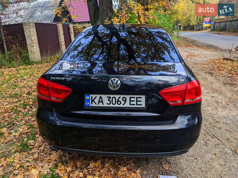 Седан Volkswagen Passat 2012 в Киеве