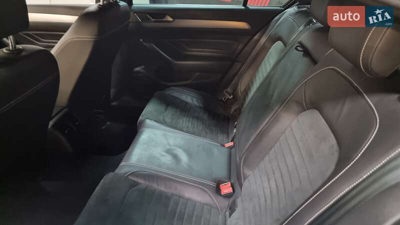 Седан Volkswagen Passat 2021 в Києві