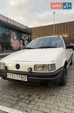 Універсал Volkswagen Passat 1992 в Луцьку