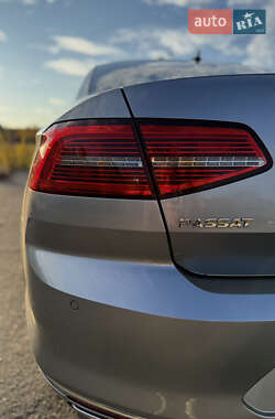 Седан Volkswagen Passat 2018 в 