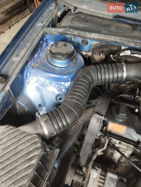 Универсал Volkswagen Passat 1992 в Виноградове