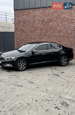 Седан Volkswagen Passat 2018 в 