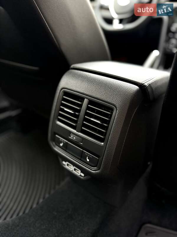 Седан Volkswagen Passat 2021 в Ромнах фото 17 Седан Volkswagen Passat 2021 в Ромнах