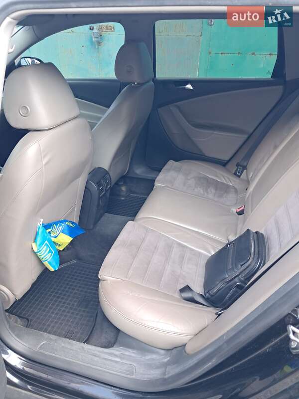 Универсал Volkswagen Passat 2008 в Харькове