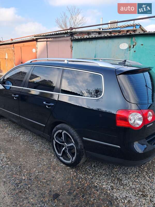 Универсал Volkswagen Passat 2008 в Харькове