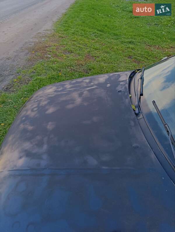 Седан Volkswagen Passat 1996 в Бердичеве