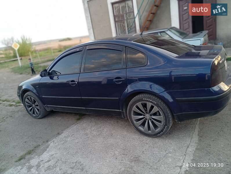 Седан Volkswagen Passat 2001 в Кривом Озере фото 17 Седан Volkswagen Passat 2001 в Кривом Озере