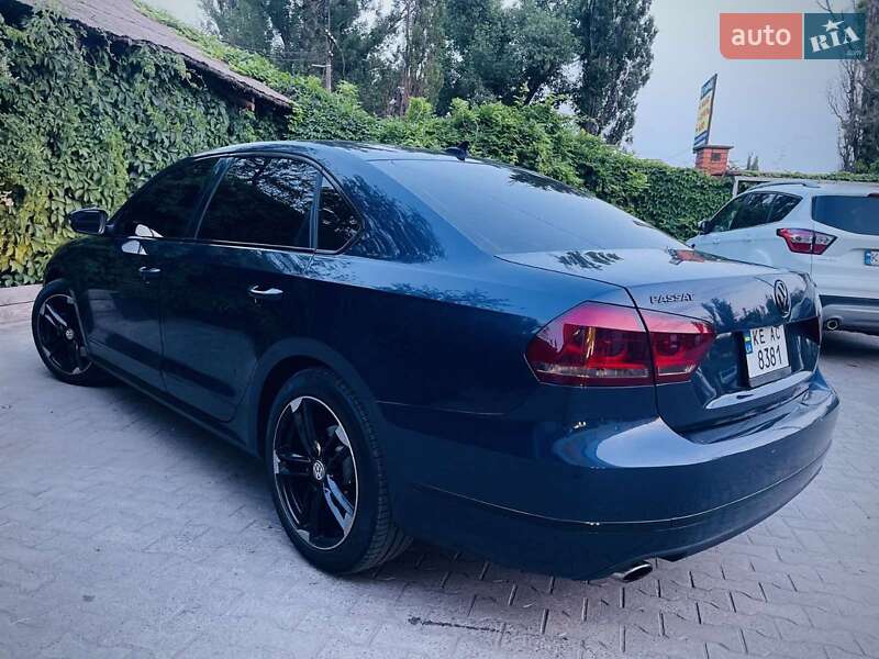 Седан Volkswagen Passat 2013 в Кривом Роге