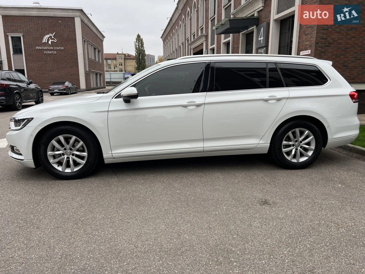 2016 Volkswagen Passat - мініатюра 40