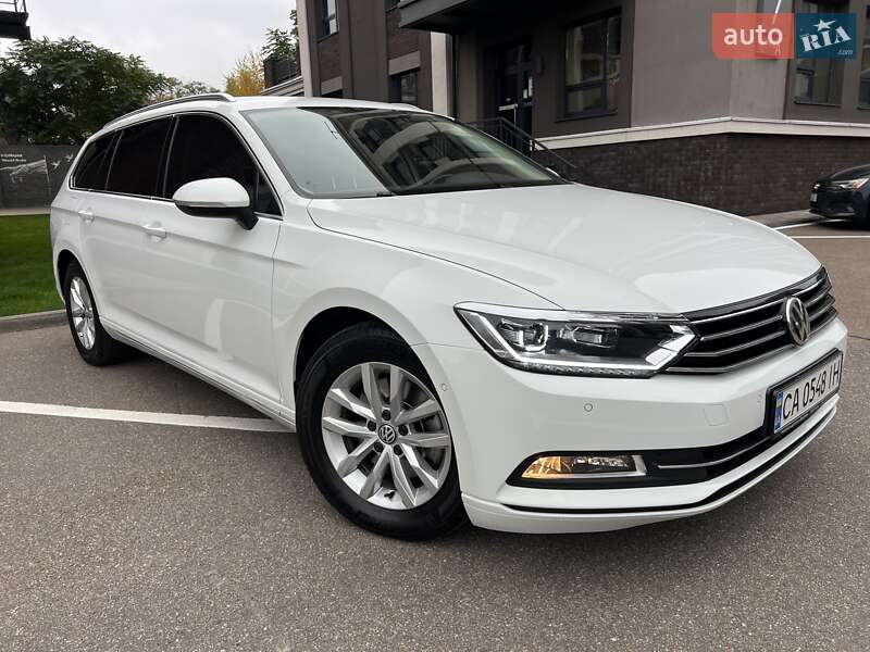 Універсал Volkswagen Passat 2015 в Києві