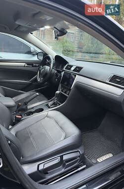 Седан Volkswagen Passat 2014 в 