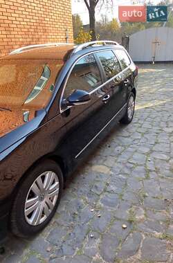 Универсал Volkswagen Passat 2008 в 
