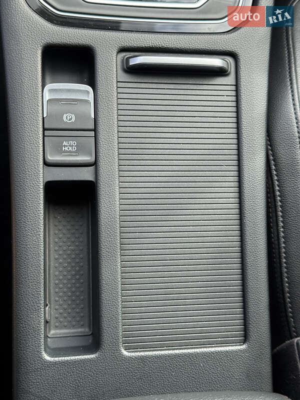 Універсал Volkswagen Passat 2017 в Миколаєві фото 31 Універсал Volkswagen Passat 2017 в Миколаєві