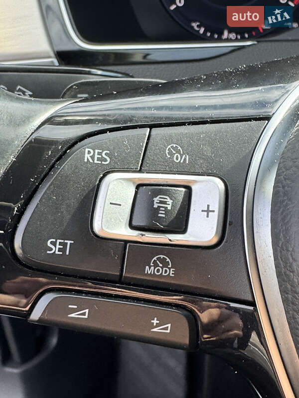 Універсал Volkswagen Passat 2017 в Миколаєві фото 35 Універсал Volkswagen Passat 2017 в Миколаєві