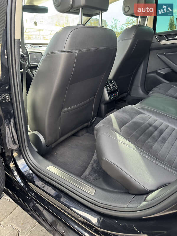 Універсал Volkswagen Passat 2017 в Миколаєві фото 47 Універсал Volkswagen Passat 2017 в Миколаєві